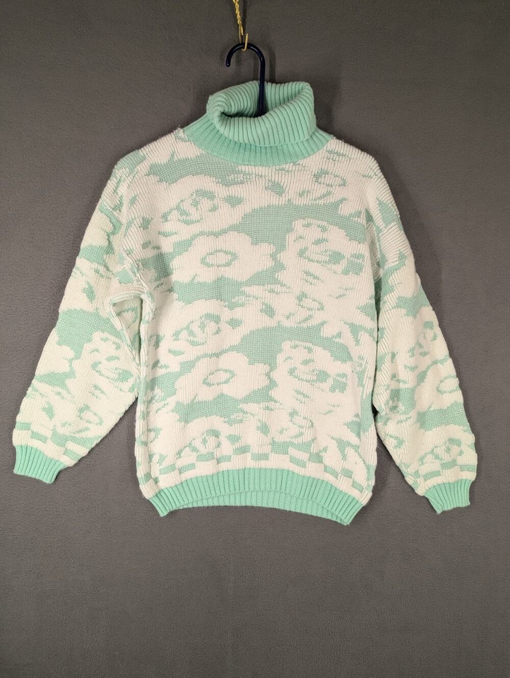 Linda Thompson Sweater Womens Small Mint Green White VTG GrannyCore